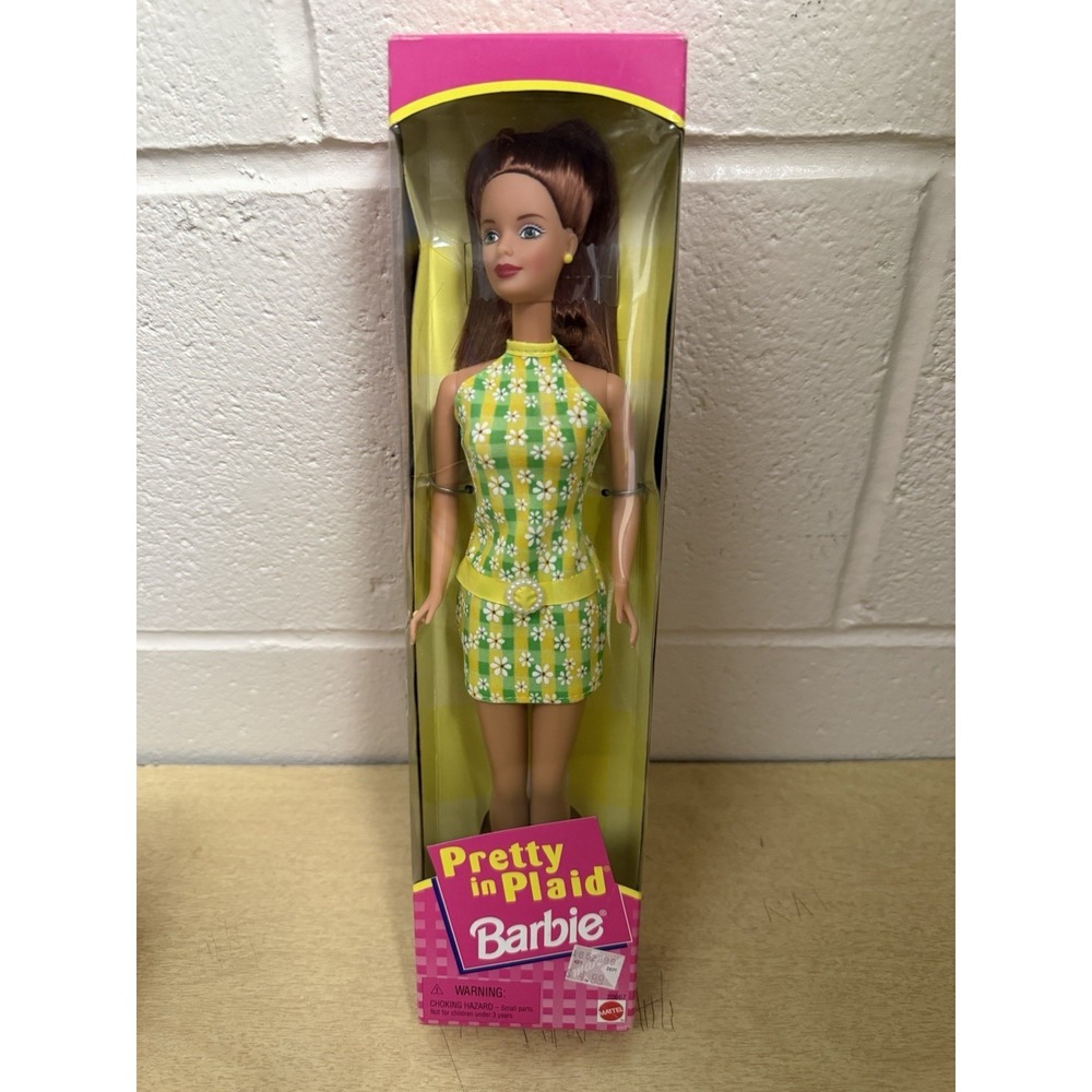 Vintage 1998 Pretty In Plaid Brunette Green/Yellow Dress Barbie Doll Mattel